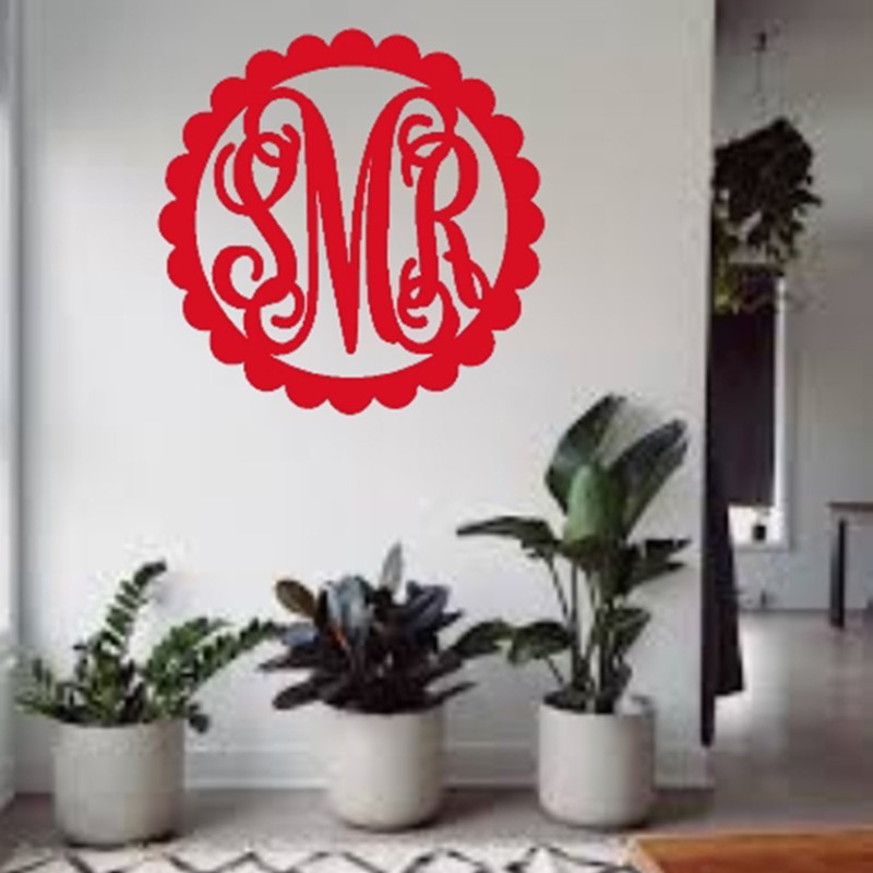 Scalloped 3-Letter Monogram Door Hanger – Wood Sign