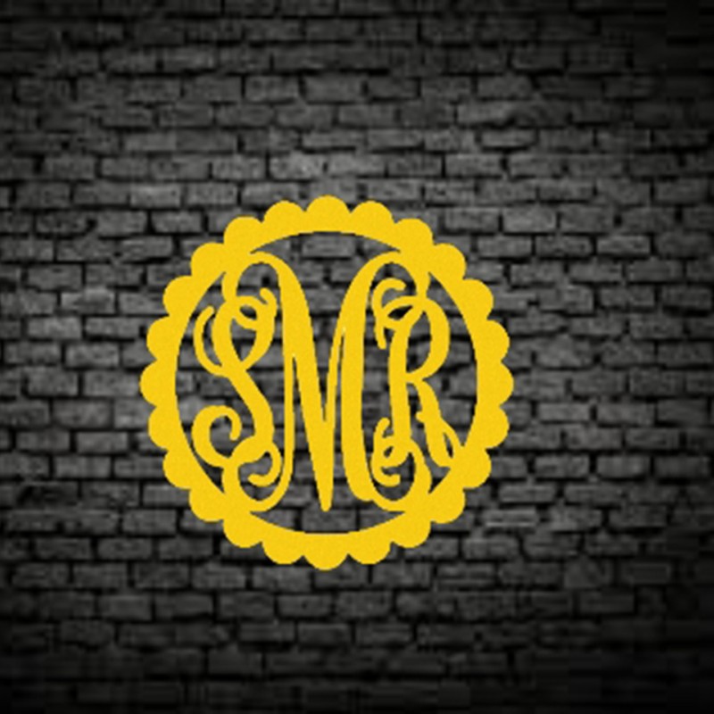 Scalloped 3-Letter Monogram Door Hanger – Wood Sign